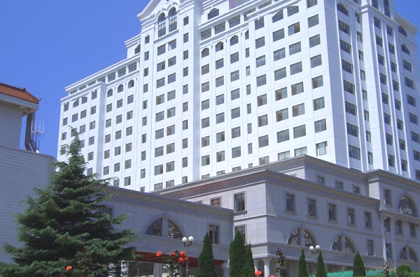 威海市立二院牙齒矯正怎么樣?2024牙齒矯正多少錢(qián)?