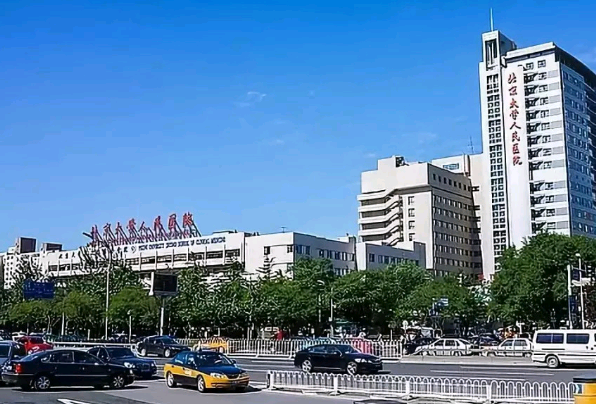 北京大學人民醫(yī)院激光祛斑怎么樣_激光祛斑的危害與效果