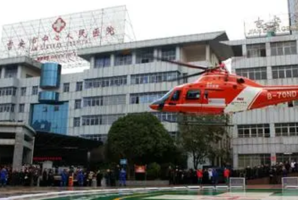 吉安市中心人民醫(yī)院種植牙好不好?2024收費價格