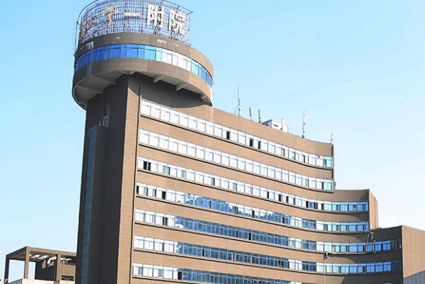 南昌大學(xué)第一附屬醫(yī)院拔智齒怎么樣?2024拔智齒多少錢