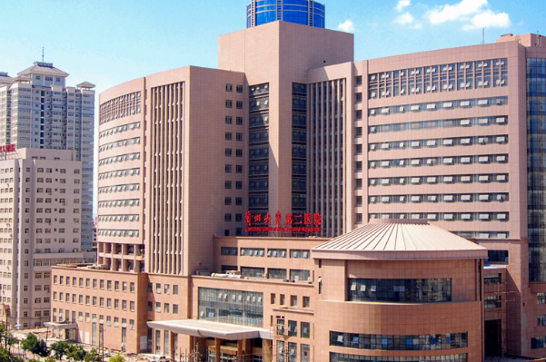 蘭州大學(xué)第二醫(yī)院整形科醫(yī)生好嗎?割雙眼皮哪個(gè)醫(yī)生好