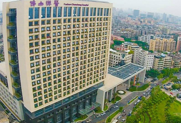 佛山市禪城區(qū)中心醫(yī)院種牙技術好嗎?種牙和鑲牙哪個比較好