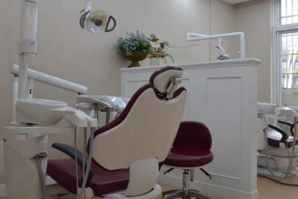 義烏傅氏口腔門診部種植牙壽命是多少年?種植牙疼嗎