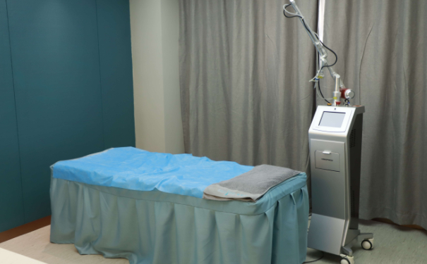 華中科技大學(xué)同濟(jì)醫(yī)學(xué)院醫(yī)院膠原蛋白除皺120天求美案例|技術(shù)評(píng)價(jià)怎么樣?費(fèi)用明細(xì)