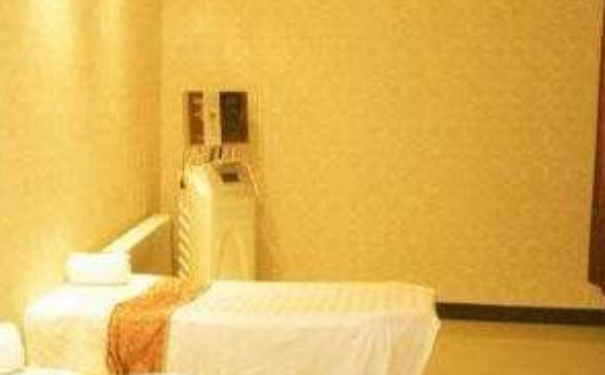 長(zhǎng)春于荷琴整形醫(yī)院隆鼻手術(shù)技術(shù)怎么樣?多少錢(qián)?野生案例