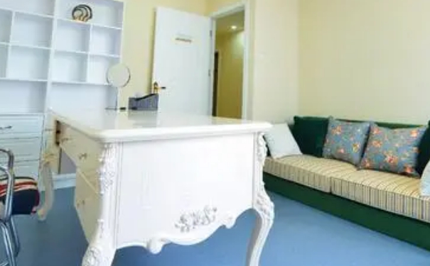 長沙新發(fā)現(xiàn)整形醫(yī)院隆胸收費多少?技術評測怎么樣?