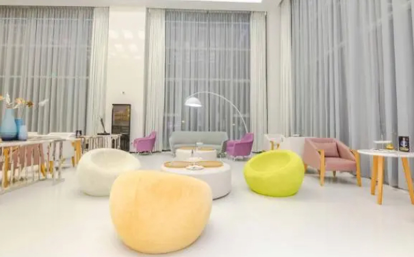 貴陽美萊醫(yī)療美容醫(yī)院種植頭發(fā)90天案例點評&價格明細(xì)?