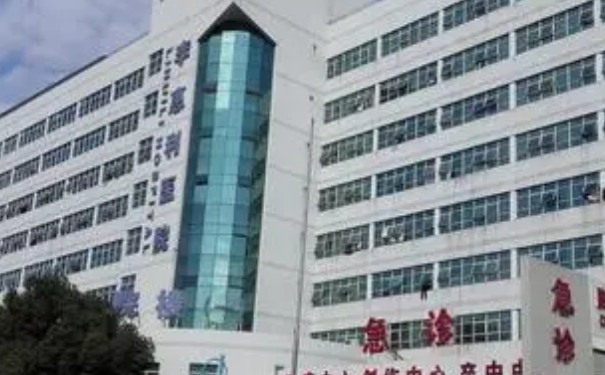 李惠利醫(yī)院種牙案例變化|技術(shù)等級怎么樣?醫(yī)生資料